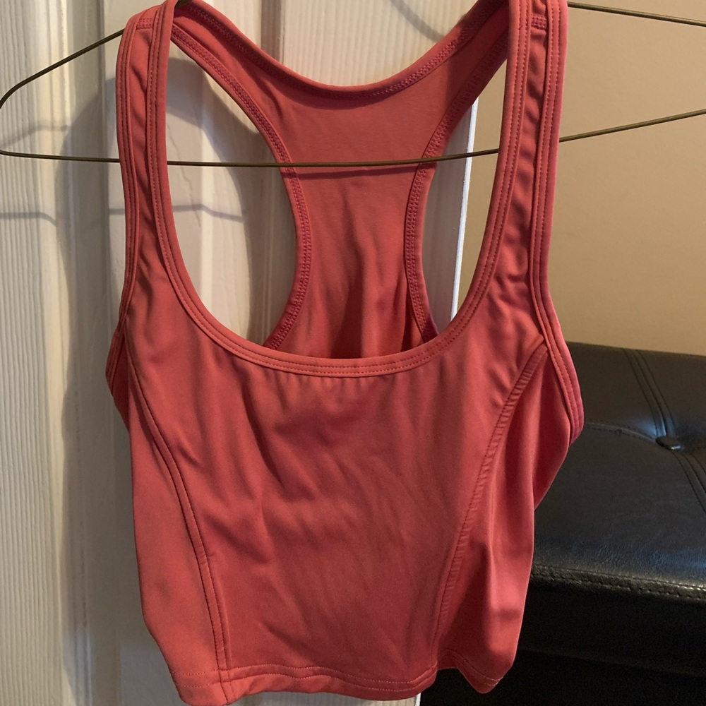 Balance athletica roam tank